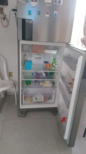 Geladeira consul semi nova