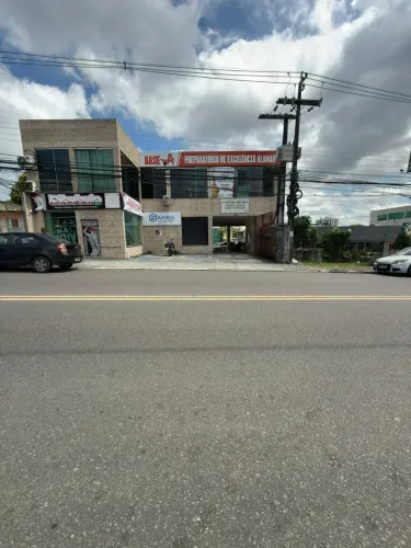 Alugo ou vendo Sala comercial no Adrianópolis /Incluso condomínio e água