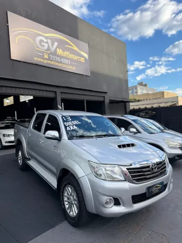 Toyota Hilux CD SRV D4-d 4X4 3.0 TDI Diesel AUT 2013