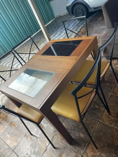 Mesa de Jantar Extensível