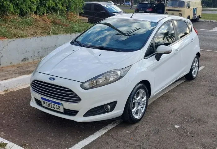Ford Fiesta 1.6 16V Flex Mec. 5P 2016