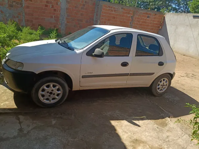 Chevrolet Celta 1.0/ Super 1.0 MPFI VHC 8V 5P 2004
