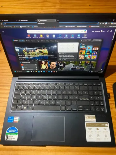 ? Notebook ASUS VivoBook i5 - Estado de Novo!