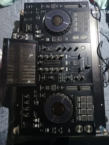 XDJ RX3 + CASE