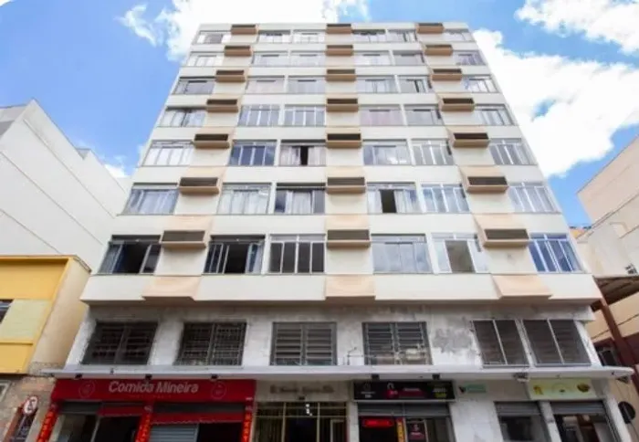 Kitnet com 1 dormitório à venda, 37 m² por R$ 140.000,00 - São Mateus - Juiz de Fora/MG
