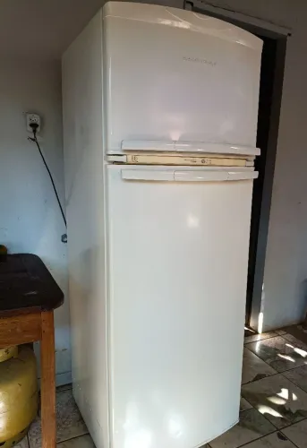 Geladeira Brastemp duplex 324 L