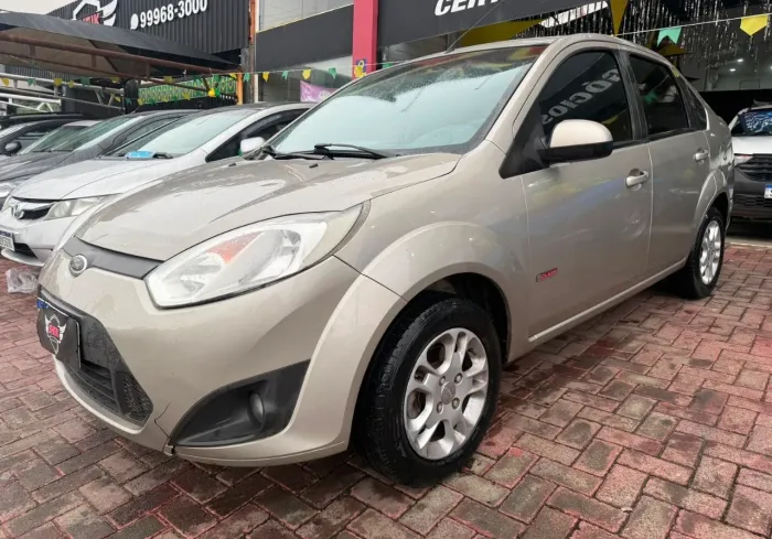 Ford Fiesta Sed. 1.6 8V Flex 4P 2013