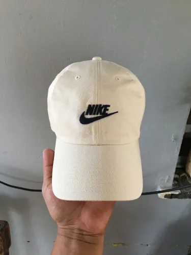 Bone nike futura bege m/g