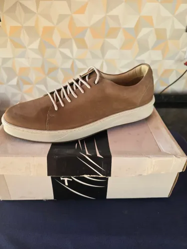 Sneaker Torres Adolfo Turrion