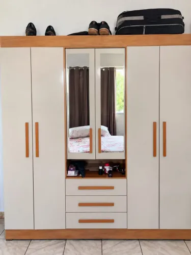 Guarda roupa