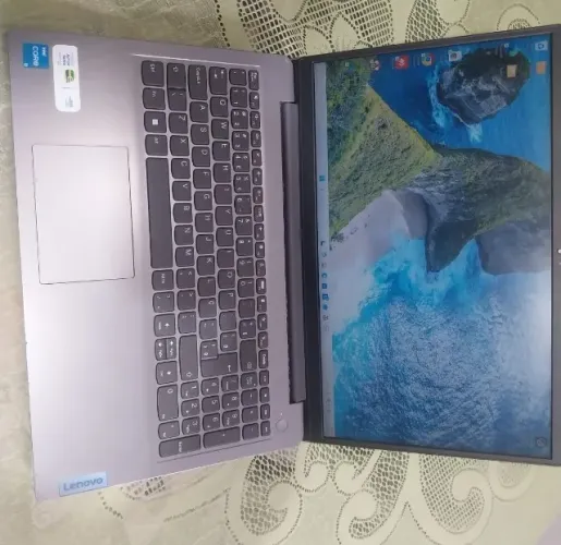 Notebook Lenovo IdeaPad 3 15ITL6 - Intel i3 11ª Geração, 4 GB DDR4