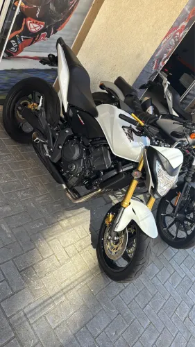 Raridade Hornet 2013 , km 8107 nova