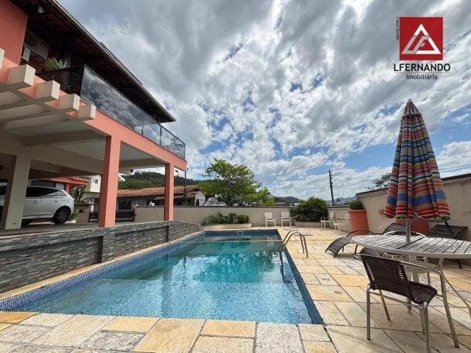 Casa com 4 dormitórios para alugar, 280 m²- Velha - Blumenau/SC
