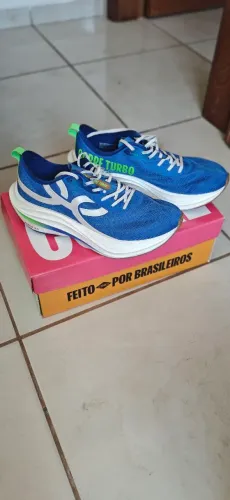 Tenis de corrida/ corre grafeno + corre turbo