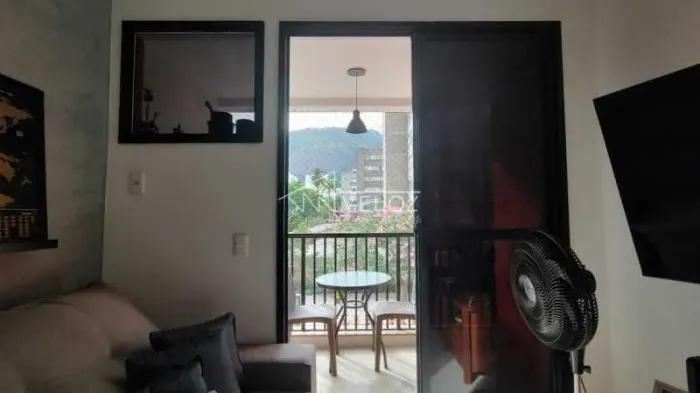 Apartamento - / Residencial / Botafogo