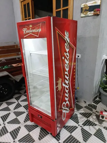 GELADEIRA EXPOSITOR SLIM METAL FRIO 350 LITROS/ 110 VOLTS ACOMPANHA TRANSFORMADOR