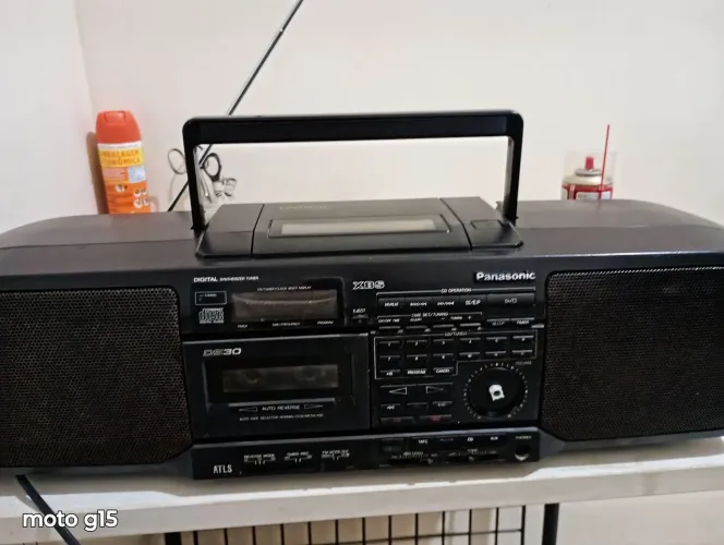 Rádio Panasonic 100rs rádio funciona resto fazer manutenção preço 100rs