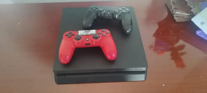 ps4 2 controles 1tb