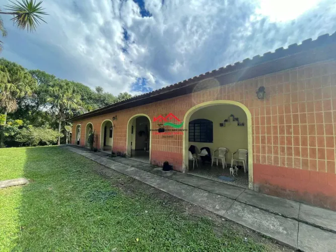 Chácara com 4 dorms, Centro, Miracatu - R$ 1.7 mi, Cod: 538