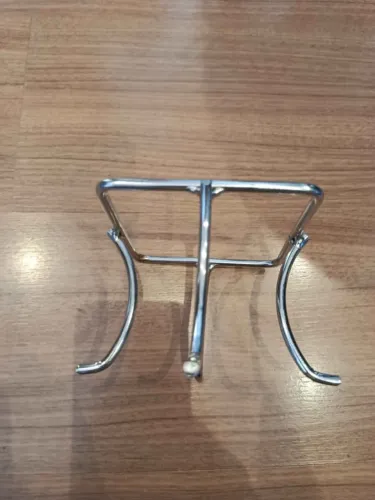 Suporte em aço inox para vaso