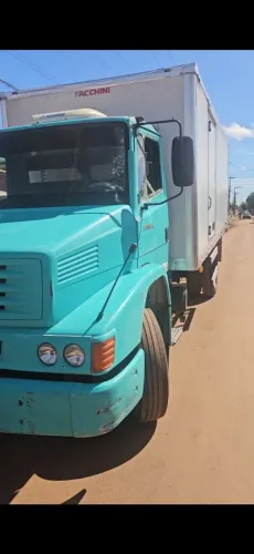 Caminhão Mercedes 1218
