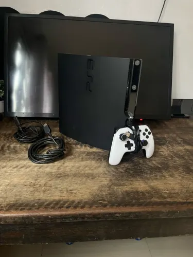 ? PS3 Desbloqueado + Controle e Cabos