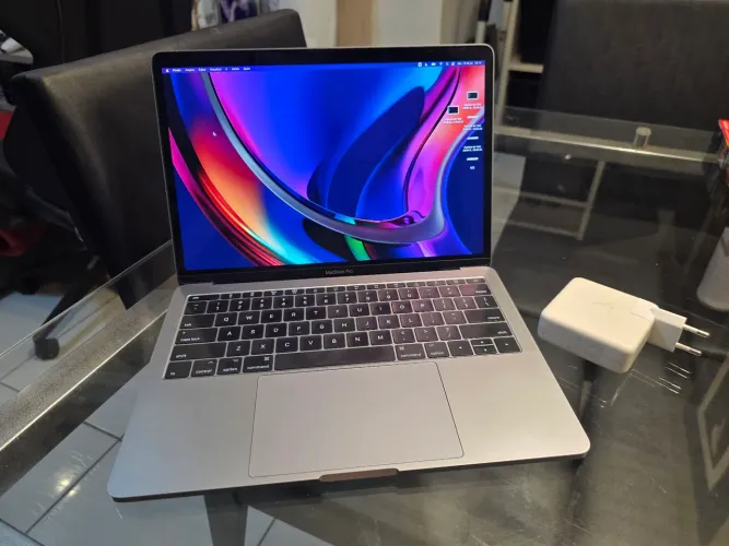 MacBook Pro A1708 - 8GB RAM | SSD 128GB | Bateria com apenas 87 ciclos