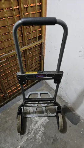 Carrinho de mão dobrável 75kg