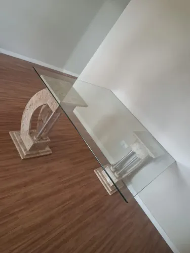 Mesa de jantar quadrada