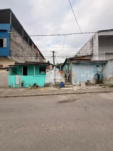 Terreno 12m x 30m com Casas em Andrade de Araújo Belford Roxo