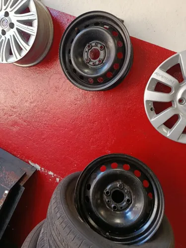2 rodas aro 14 de ferro argo Mobi Palio 