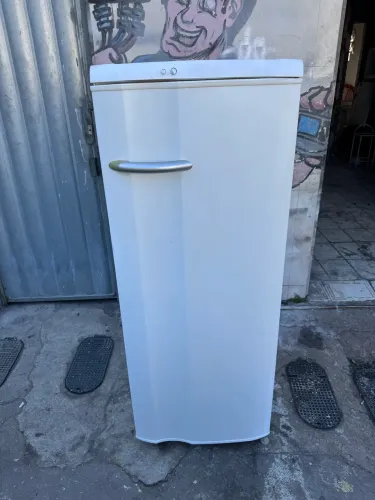Vendo geladeira Electrolux R$ 630