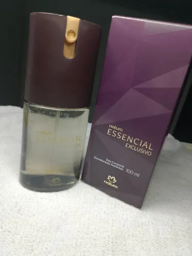 Deo colônia essencial feminino