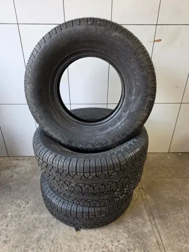 Pneus R15 235/75