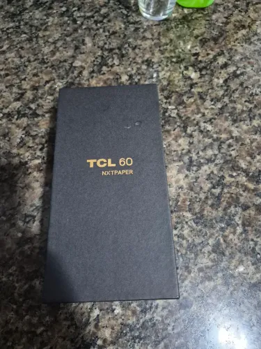Celular ? Tcl nextpaper 60
