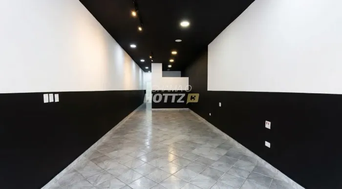Sala comercial na kennedy na Vila caiçara 140 mts