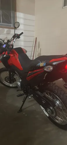 Bros 160 2025 - 260 km estado de zero