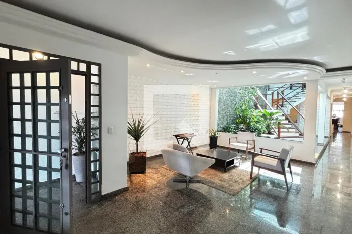 Casa à Venda - Vila Assunção, 3 Quartos, 356 m2