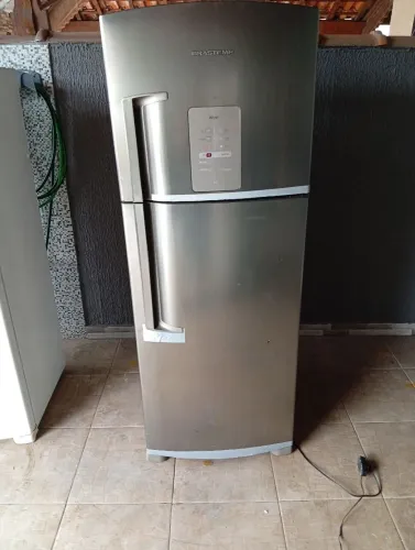 Geladeira Brastemp ative fross free inox v 220 valor 999 reais com entrega