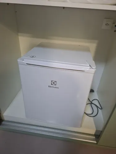 Frigobar Electrolux Em50 47l Com Controle De Temperatura - Branco 220v