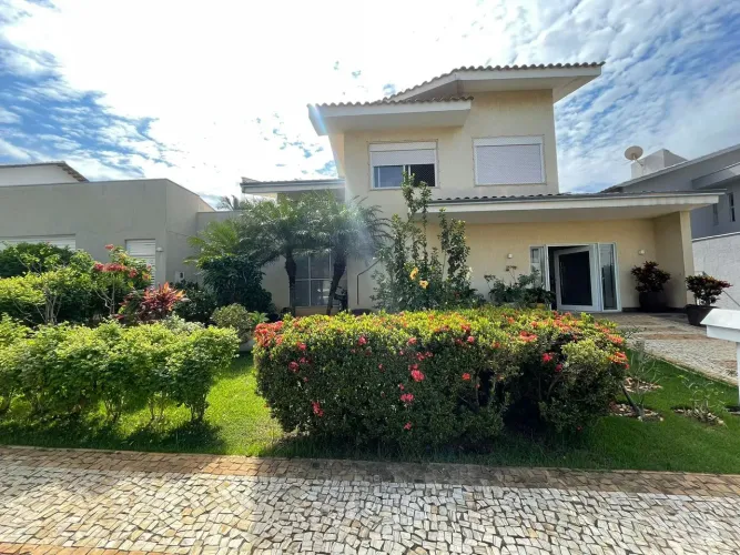 Sobrado em Jardim Florença - Goiânia - GO