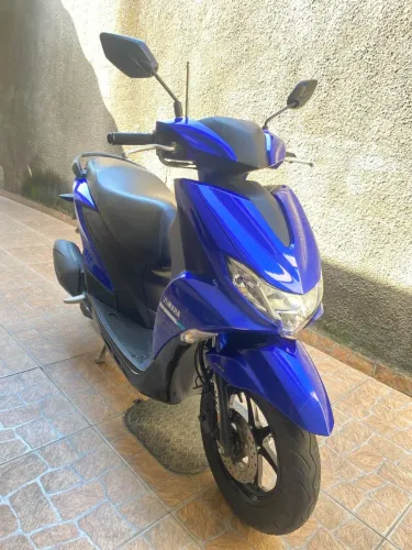 Vendo Yamaha fluo 125 ano 2025 valor 12.900, 8.935 Km