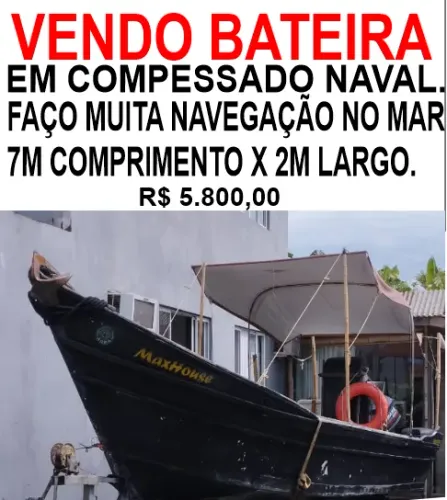 Bateira de madeira para navegação maritima
