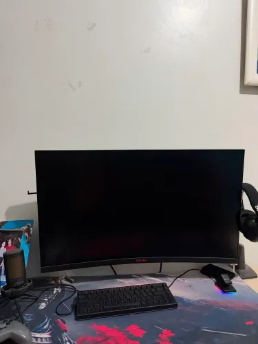 Monitor Agon 32 165 hz curvo