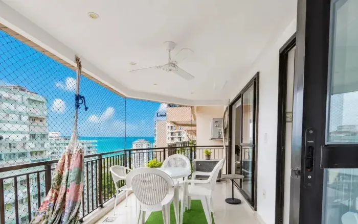 LOCAÇAO SALA E QUARTO AMPLOS NO RENOMADO FOUR SEASONS - BARRA DA TIJUCA