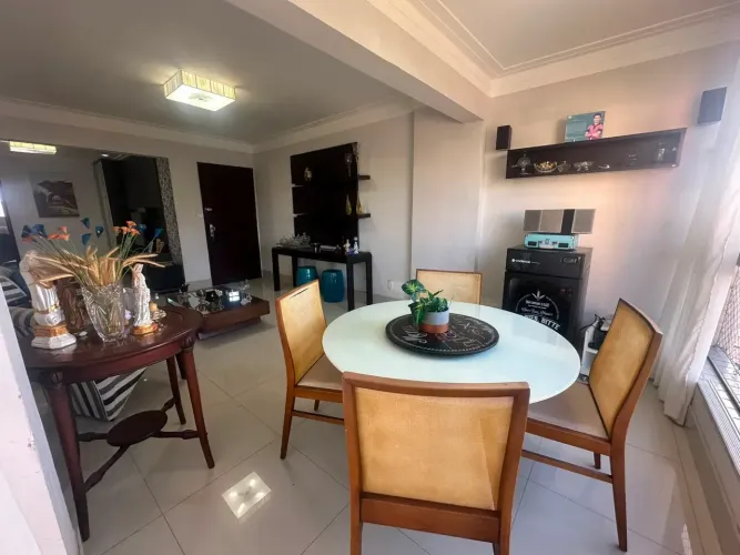 Imóvel para venda possui 142 metros quadrados com 3 quartos em Barro Vermelho - Natal - RN