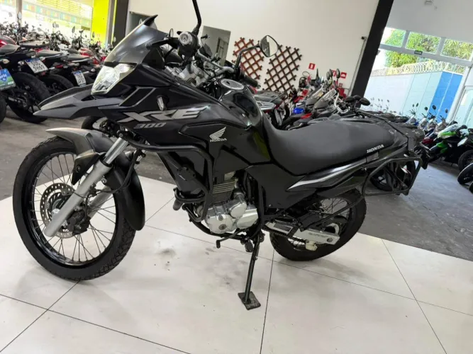 HONDA XRE 300