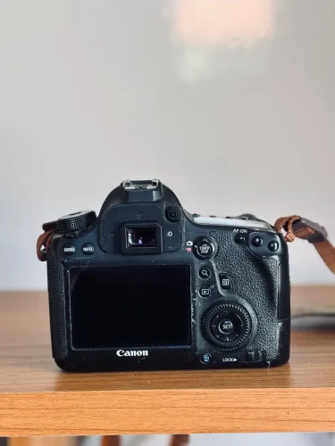 Camera canon 6D