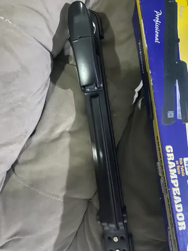 Grampeador braço longo