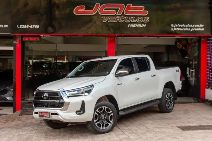 Toyota Hilux CD SRX 4X4 2.8 TDI 16V Diesel Aut. 2024